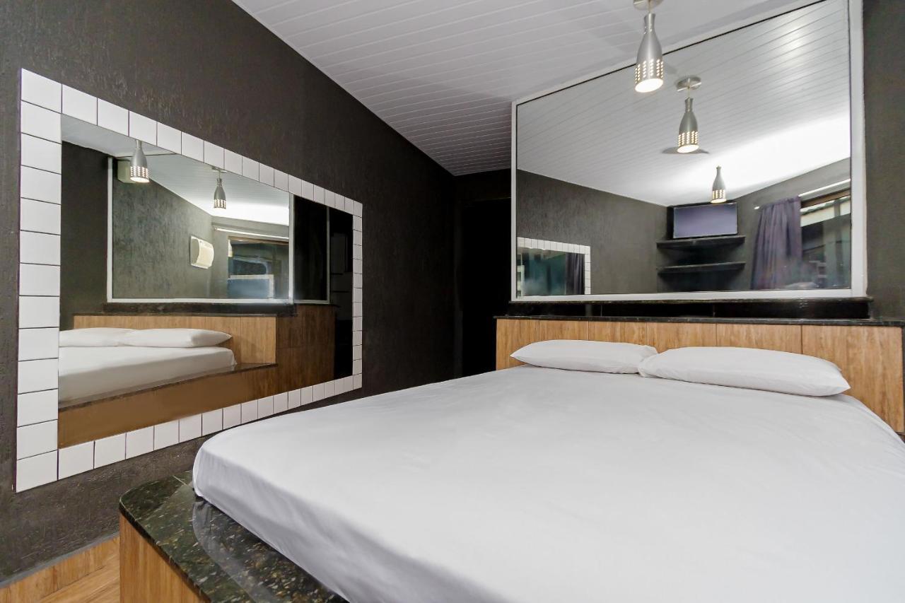 Drops Express Motel Curitiba Bagian luar foto